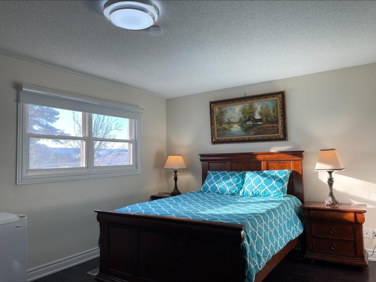 77 Nice And Warm Series Rooms Toronto Exterior foto