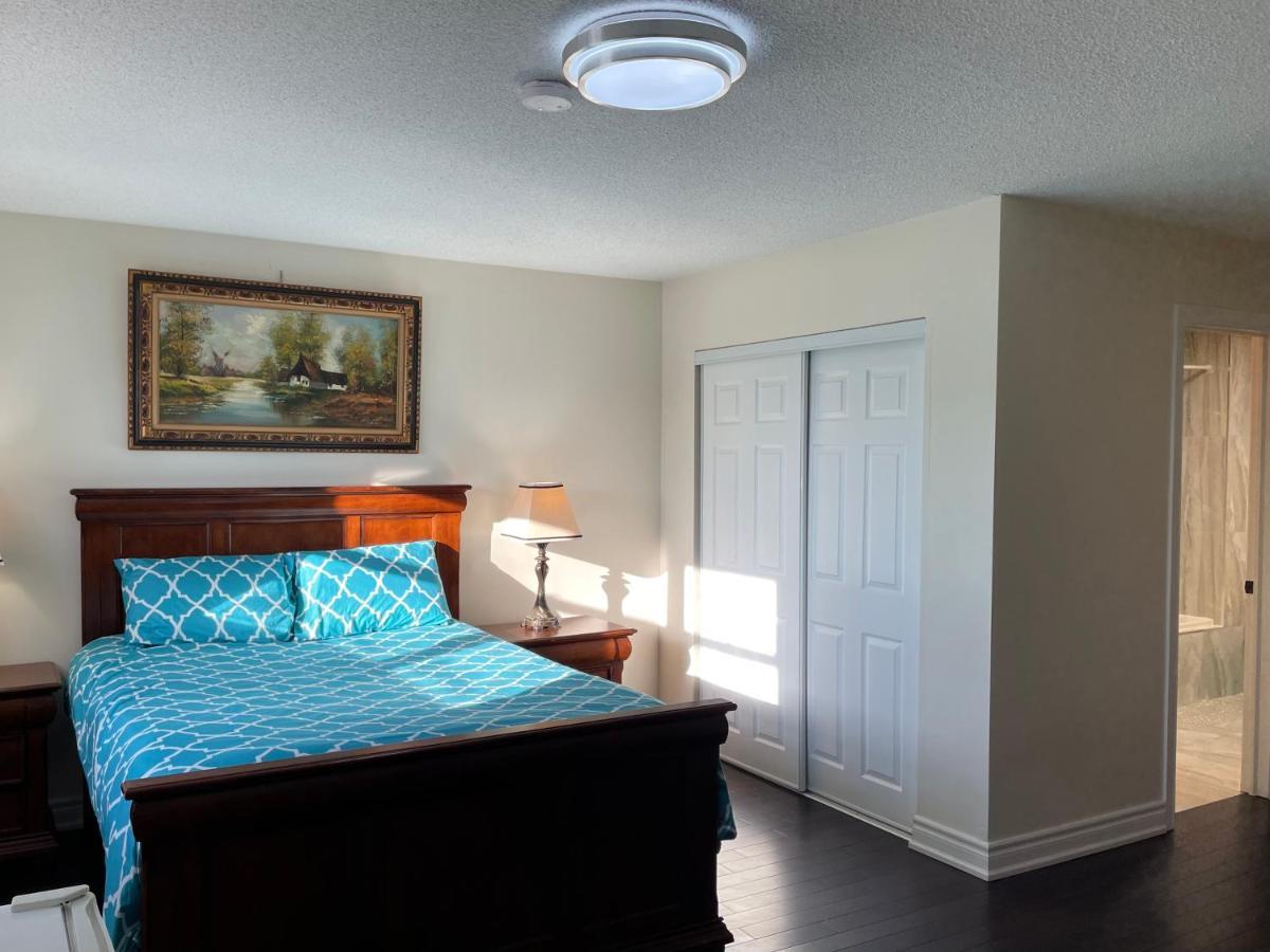 77 Nice And Warm Series Rooms Toronto Exterior foto