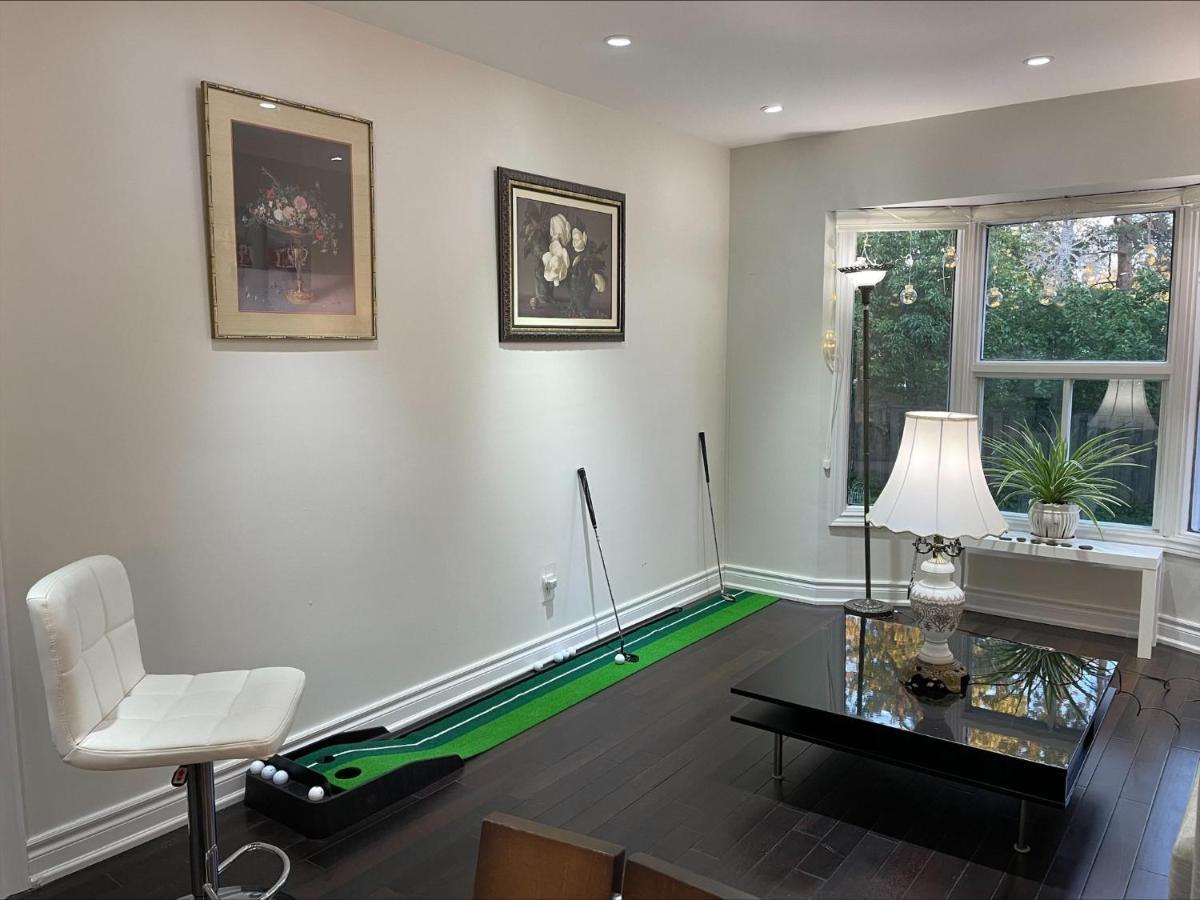 77 Nice And Warm Series Rooms Toronto Exterior foto